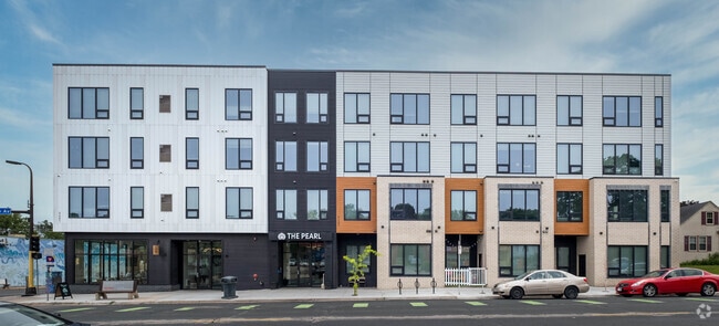 Building Photo - The Pearl
