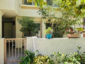 Building Photo - 24381 Acaso