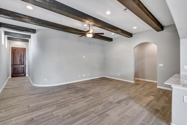 Building Photo - 14904 Tierra Crystal Ave