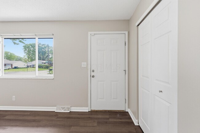 Foto del edificio - 5240 Carbondale Dr