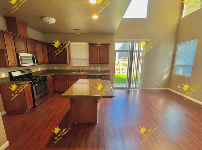 Building Photo - 1172 Goble Ct