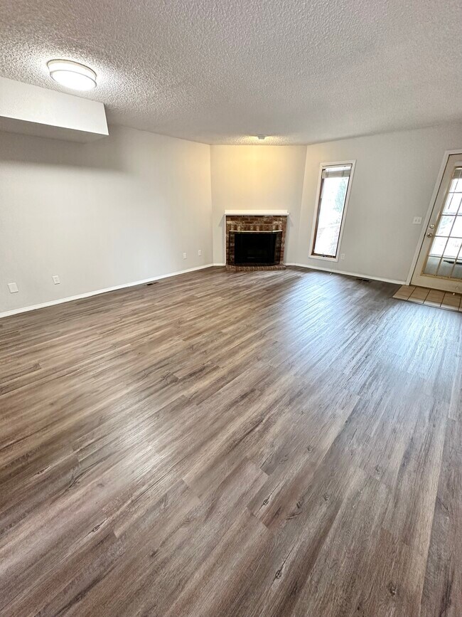 Building Photo - 5051 Garrison St
