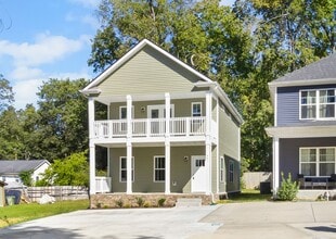 Building Photo - 441 Reynolds St