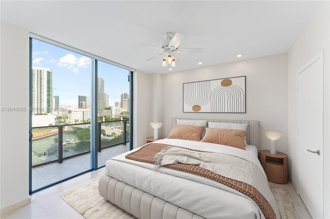Foto del edificio - 88 SW 7th St