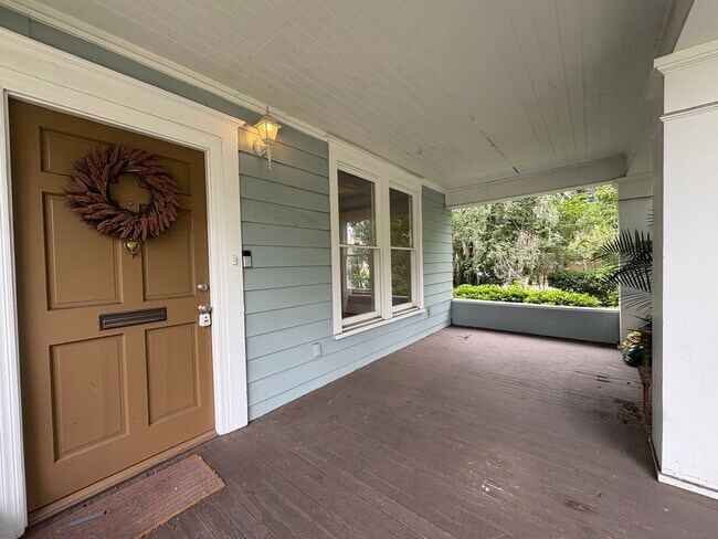 Building Photo - 500 S Eola Dr