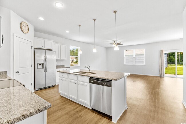 Building Photo - 209 Mountain Ash Ln