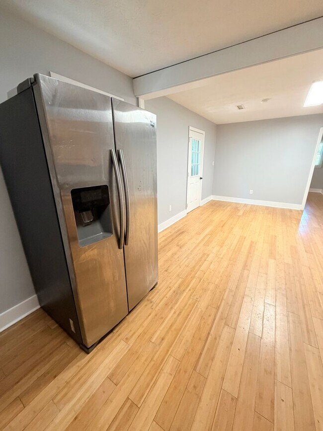 Foto del edificio - 5 Bedroom, 2.5 Bathroom house, Super convenient location! Arden