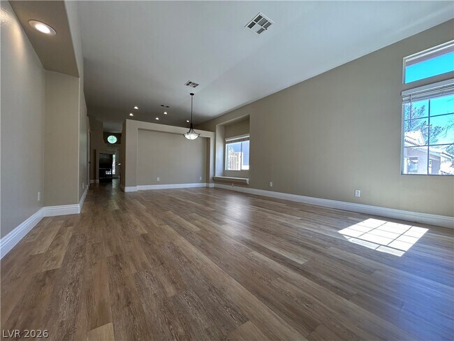 Building Photo - 10404 Horseback Ridge Ave