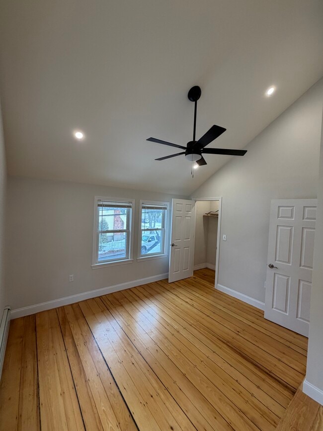 Building Photo - 45 Billings St