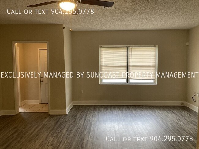 Building Photo - Wonderful Home on the Northside Near the R...