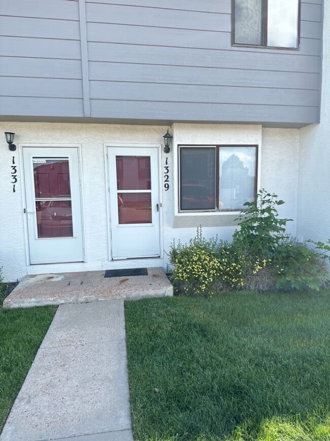 Townhome on Soaring Eagle for Rent - Townhome on Soaring Eagle for Rent
