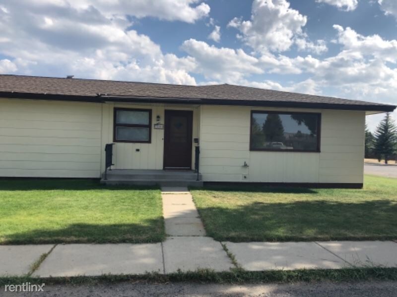 Primary Photo - 3 br, 1 bath Apartment - 3202 Yale Ave