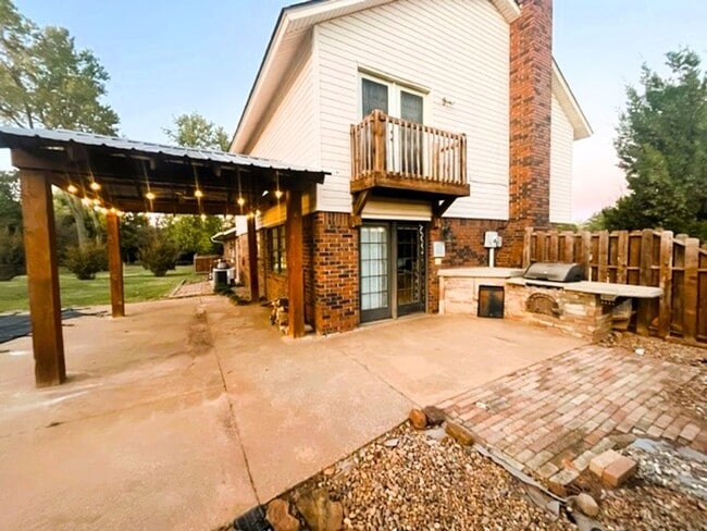 Building Photo - 1445 Whipporwill Drive, Choctaw, 3 bed, 2....