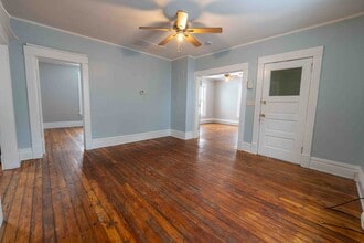 Building Photo - 300 Spencer St NE