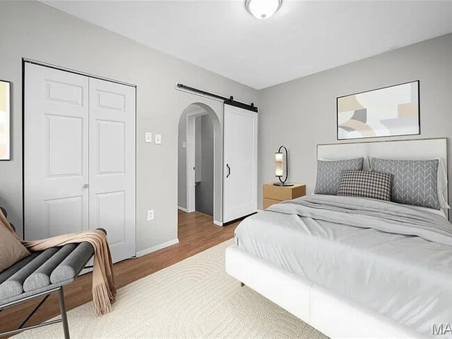 Building Photo - 709 Dammert Ave