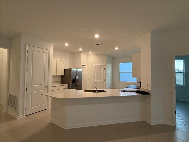 Foto del edificio - 4813 Katrina Dr