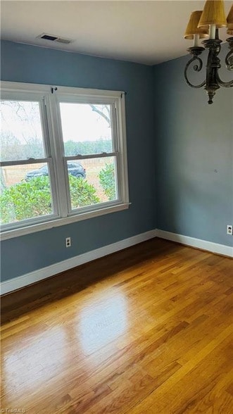 Foto del edificio - 4905 Murray Rd