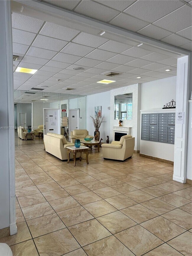 Foto del edificio - 1801 S Ocean Dr