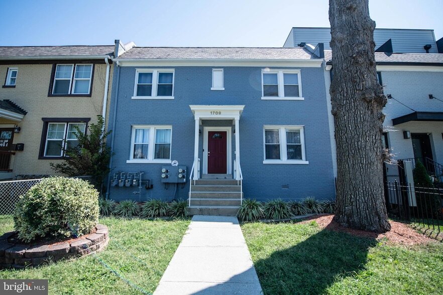 Photo - 1709 Trinidad Avenue NE Unit 3