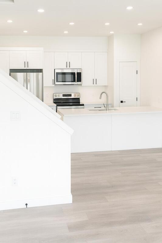 Photo du bâtiment - 11007 132 St NW