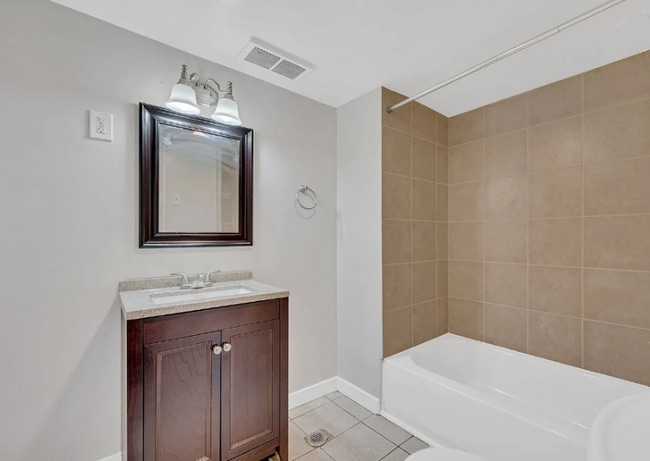 Foto del edificio - 11725 S Wentworth Ave