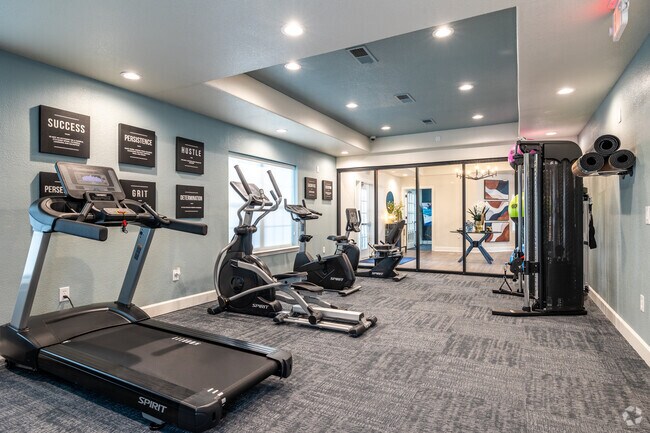Gimnasio - Stonehedge Townhomes