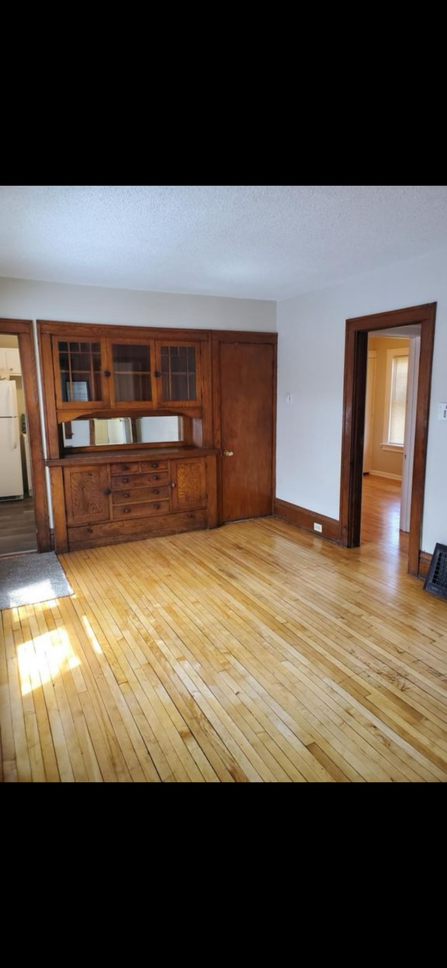 Building Photo - 4507 Camden Ave N