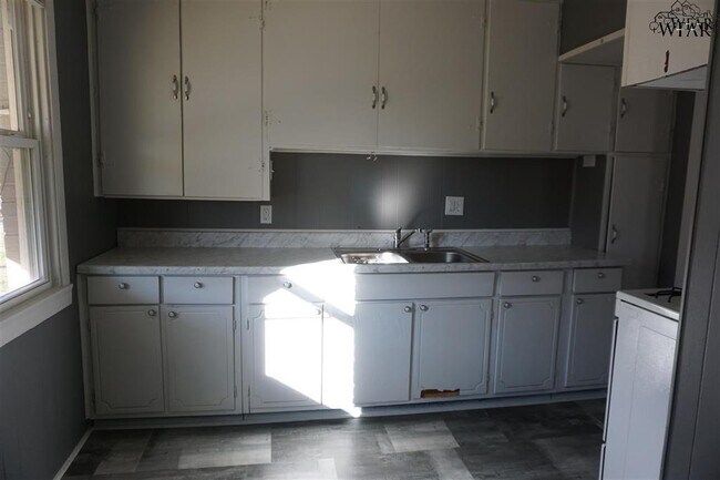 Foto del edificio - 1015 E Wenonah Blvd