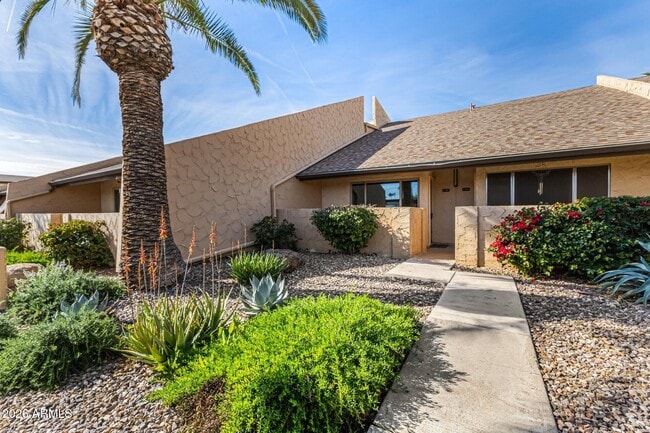 Building Photo - 8055 E Thomas Rd