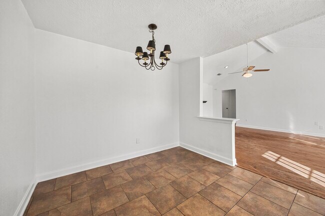 Foto del edificio - 6522 Brookgate Dr