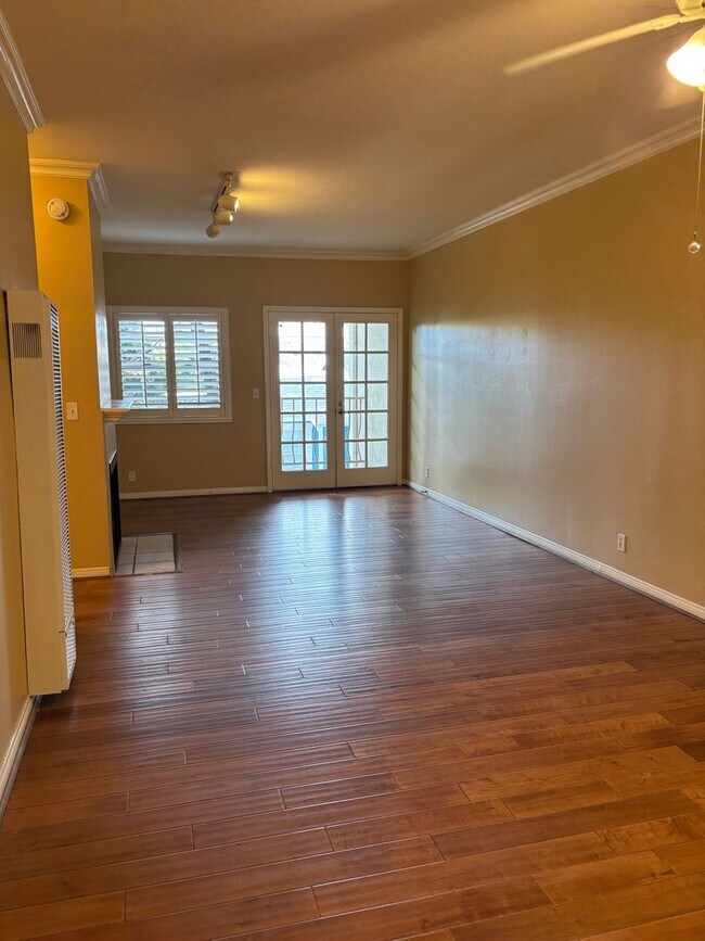 Foto del edificio - Beautiful 2 Bed / 2 Bath Condo for Rent in Long Beach!