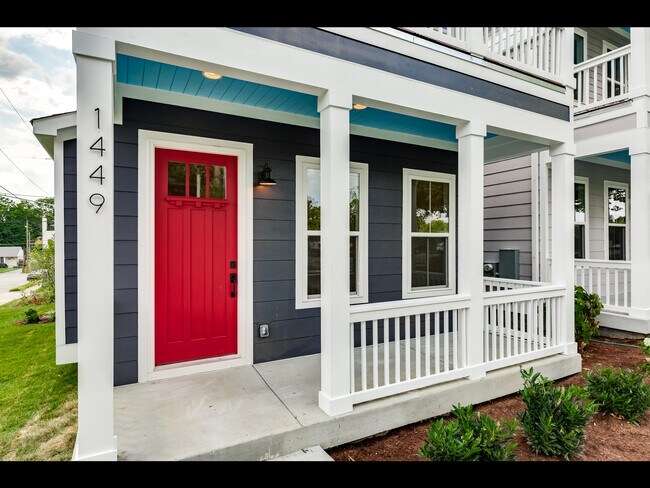 Building Photo - 1449 14th Ave S