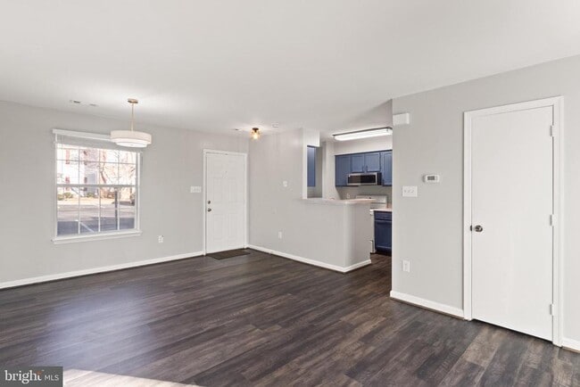 Building Photo - 309 Wind Ridge Dr