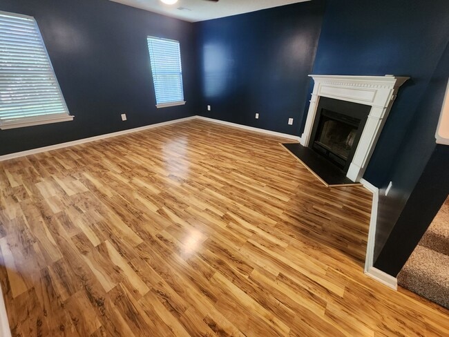 Building Photo - Lovely Scotts Mill Home!