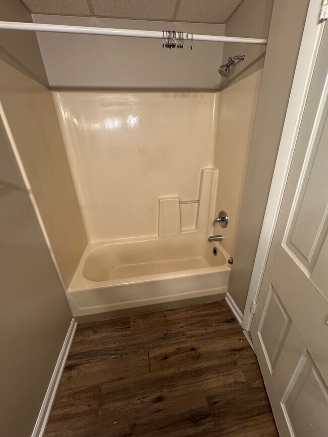 Foto del edificio - 3910 William Flynn Hwy