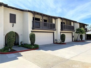 Building Photo - 1189 Strawberry Ln