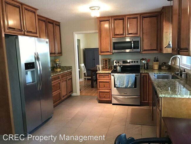 Building Photo - 4 br, 2.5 bath House - 2327 W Palmer Drive
