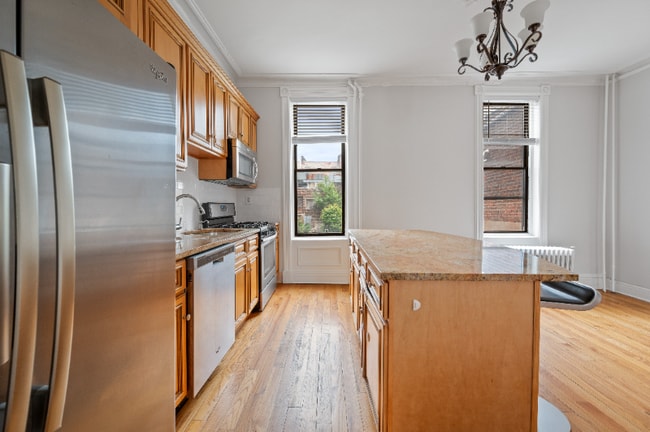 22 Cottage St, Jersey City, NJ 07306 - Townhome Rentals in Jersey City ...