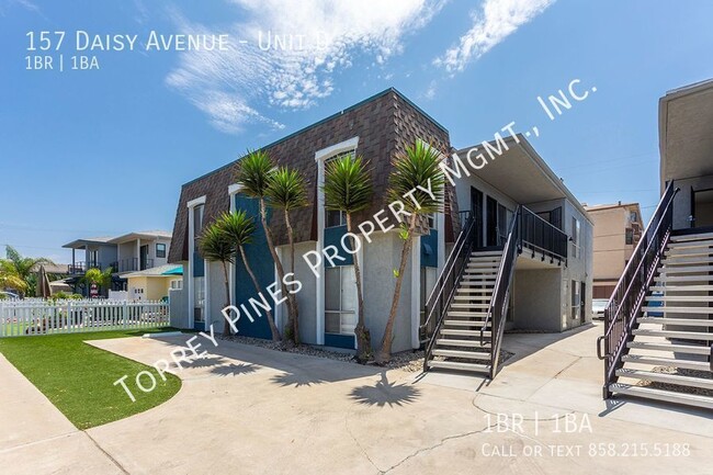 Building Photo - *OPEN HOUSE: 8/2 4-6PM* Beautiful Apt Just...