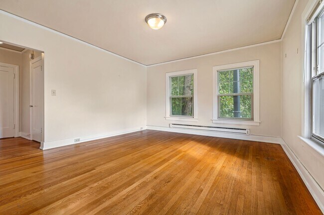 Foto del interior - 5th & Mercer Apartments - Vintage Charm an...