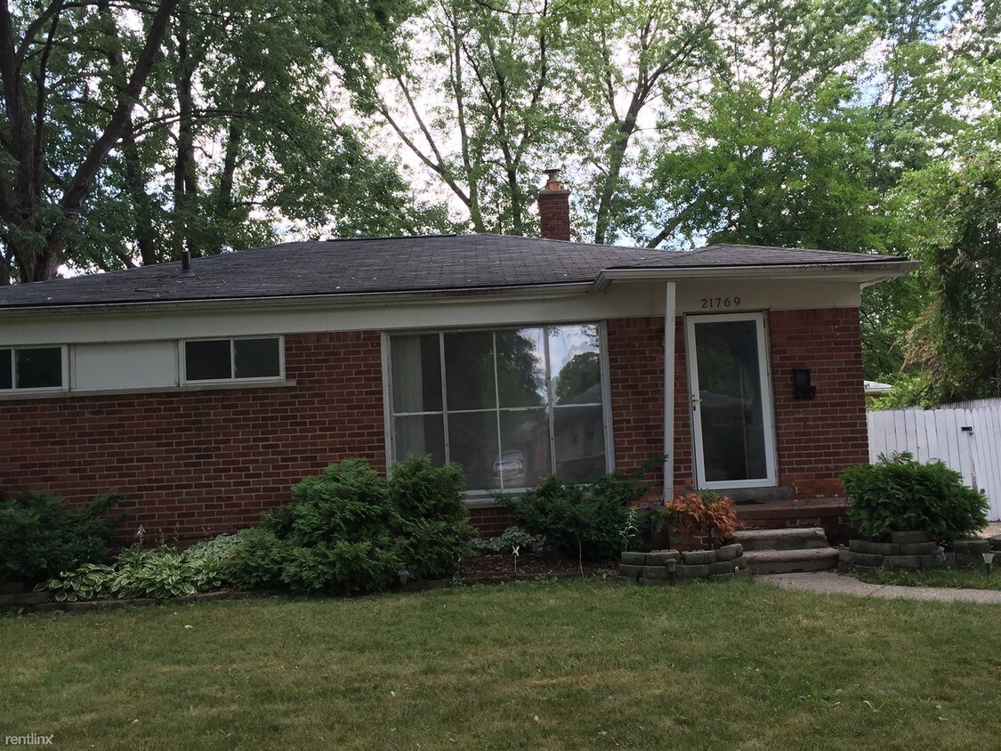 Foto principal - 3 br, 1 bath House - 21769 Logue Ave 21769...