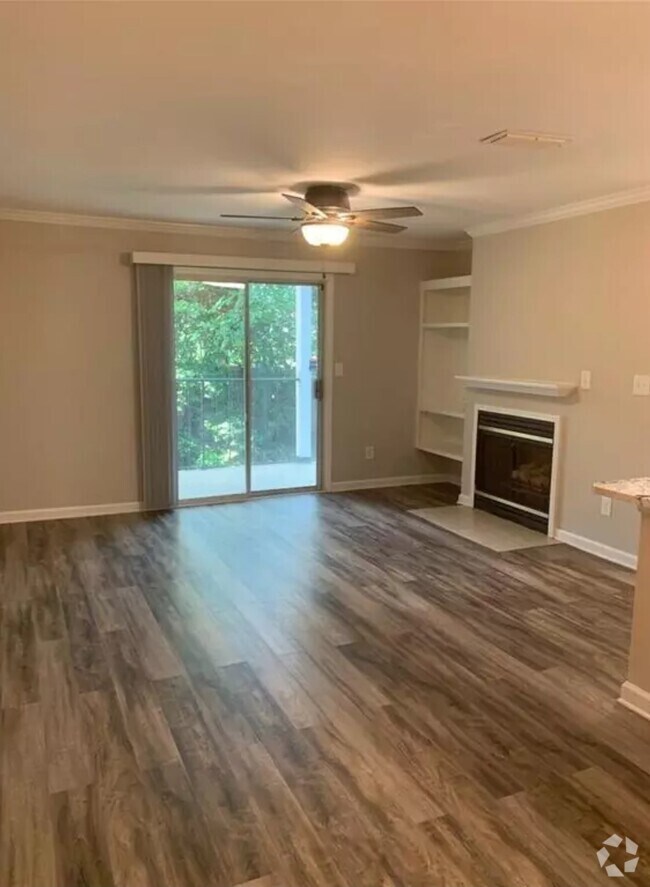 Building Photo - 515 Granville Ct