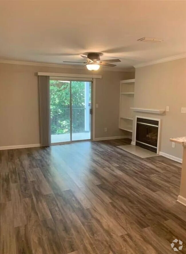 Building Photo - 515 Granville Ct