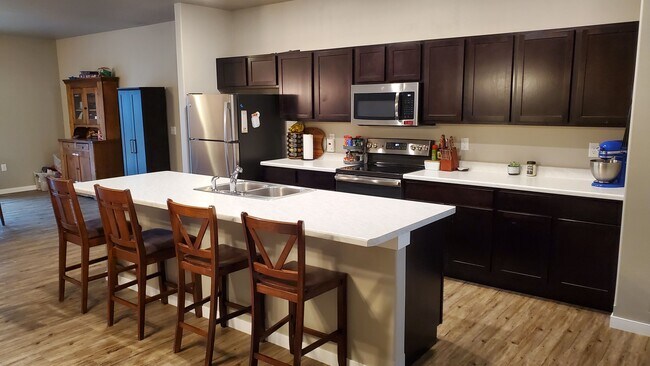 Foto del edificio - 4129 Lower West Branch Rd