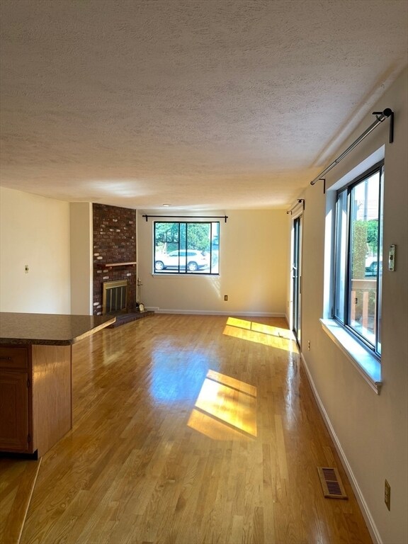 Foto del edificio - 119 Spyglass Hill Dr