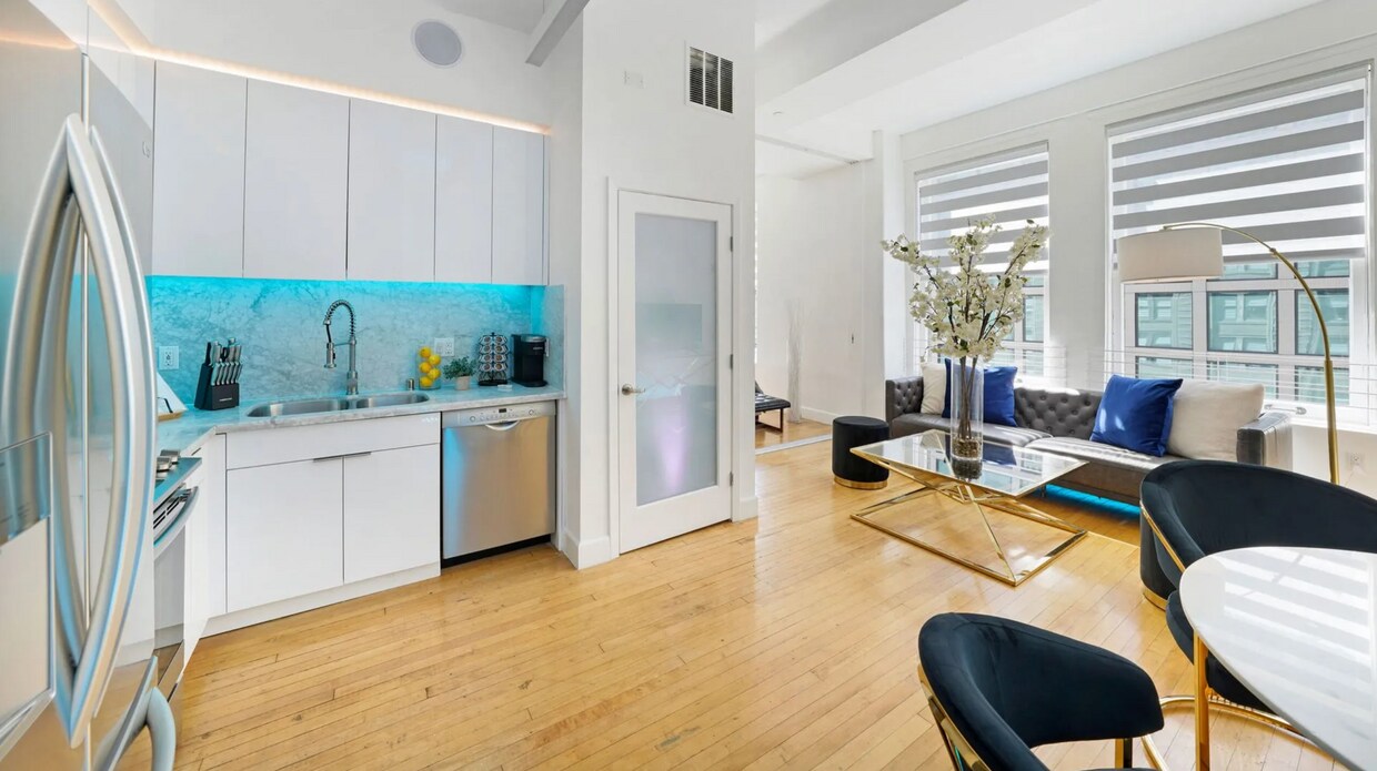 Foto principal - 127 4th St