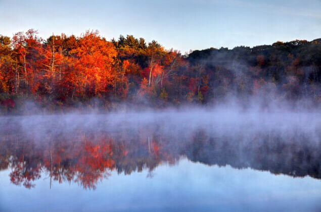 Picture-perfect Turtle Pond reflects fall foliage
