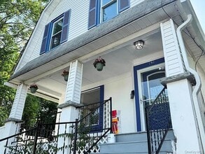 Building Photo - 103 N Beacon St