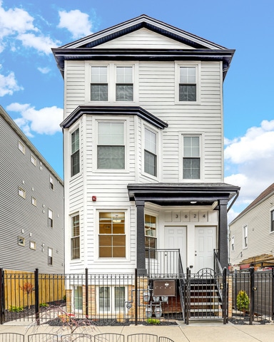 Building Photo - 3624 W George St