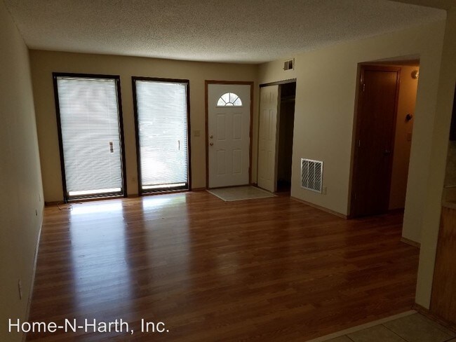 Foto del edificio - 4836 E Funston St